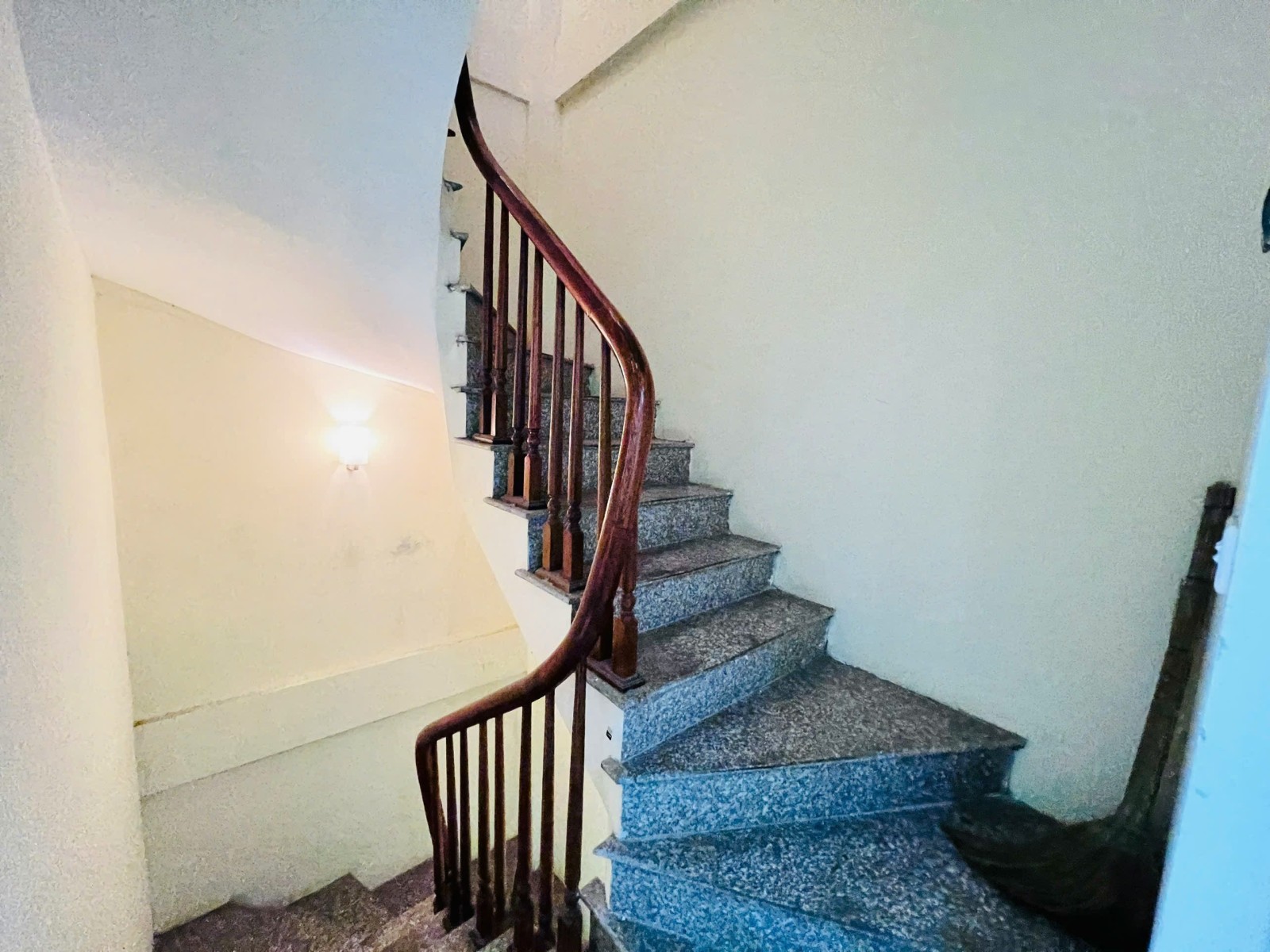 Bán nhà Mỹ Đình mới đẹp ô tô đỗ gần dt 35m 5t mt 3,8m giá 6,68 tỷ - Ảnh 4